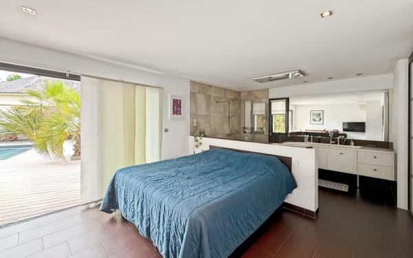 Maison à vendre    5 pièces • 202 m2 Lons