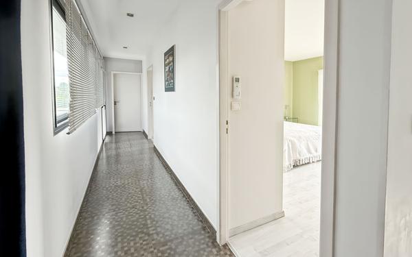 Maison à vendre    5 pièces • 202 m2 Lons