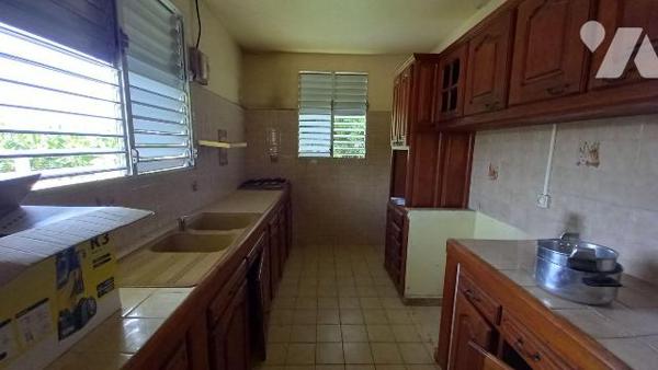 Charmante villa à vendre à Capesterre Belle-Eau (9730) en Guadeloupe.
Cette maison, datant de ...