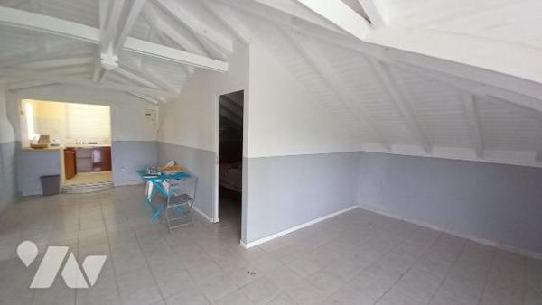 Charmante villa à vendre à Capesterre Belle-Eau (9730) en Guadeloupe.
Cette maison, datant de ...