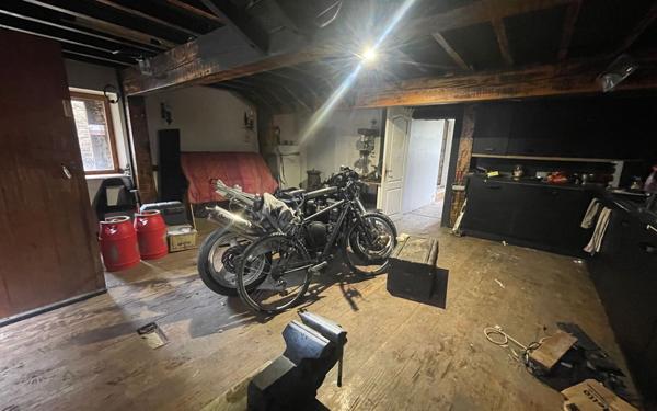 Maison à vendre    4 pièces •  La Valla-en-Gier