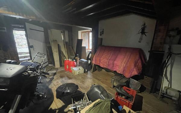 Maison à vendre    4 pièces •  La Valla-en-Gier