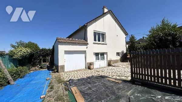 PAVILLON quasi plain pied proche commodités