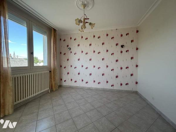 PAVILLON quasi plain pied proche commodités