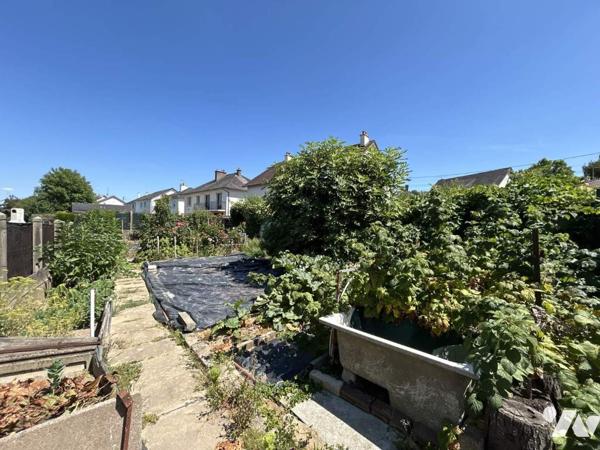 PAVILLON quasi plain pied proche commodités