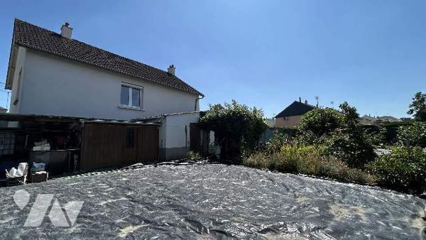 PAVILLON quasi plain pied proche commodités