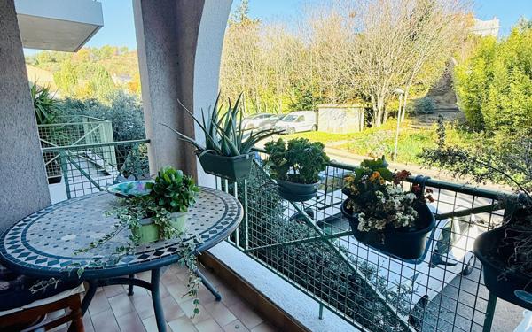 Appartement à vendre    3 pièces • 68 m2 Marseille 11