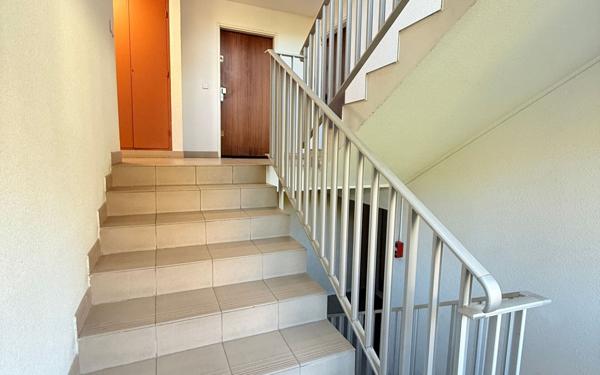 Appartement à vendre    3 pièces • 68 m2 Marseille 11