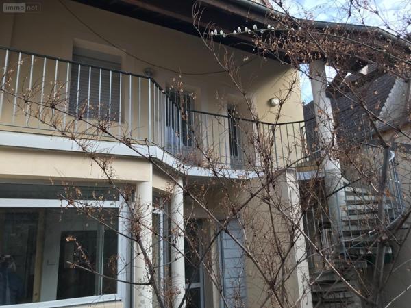 Immeuble à vendre à Chaussin dans le Jura (39120), ref : 39032-1042105-39032