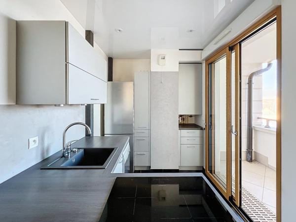 Le Perreux-sur-Marne (94170) T3 lumineux avec mezzanine, terrasse et parking – Copropriété récente et calme