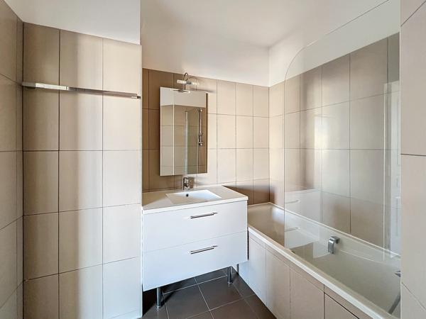 Le Perreux-sur-Marne (94170) T3 lumineux avec mezzanine, terrasse et parking – Copropriété récente et calme