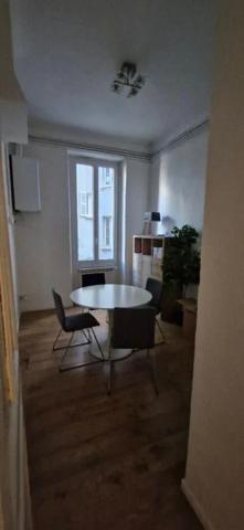 Bureau à louer à Toulon (83000)