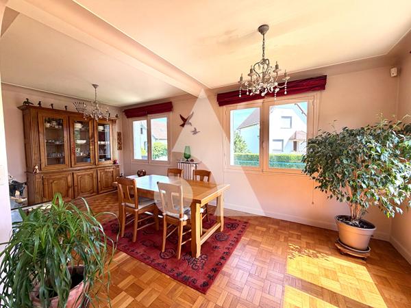 Maison 6 pièces 143 m2