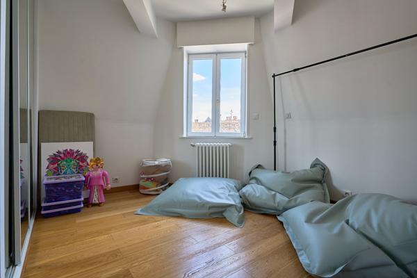 Vente Maison de luxe Lille 9 Pièces 275.6 m²