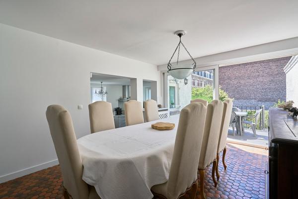 Vente Maison de luxe Lille 9 Pièces 275.6 m²
