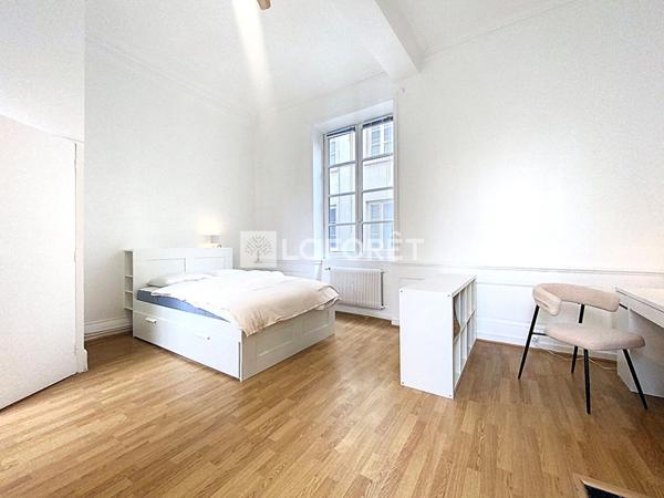 Location appartement près de LYON - 4 pièce(s) - 122 m² - 2 121 €/mois