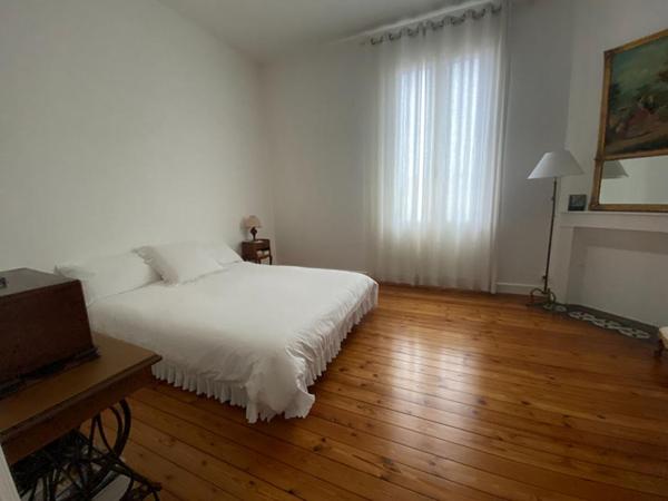 Maison Bordeaux 10 pièce(s) 370 m2