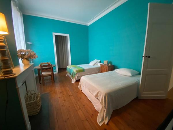 Maison Bordeaux 10 pièce(s) 370 m2