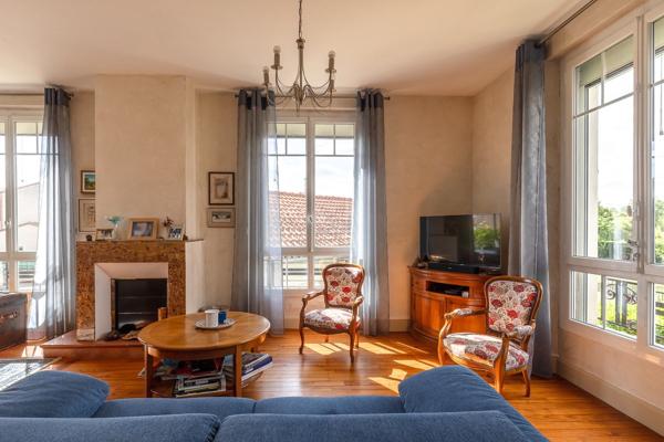 Vente Maison de luxe Lavaur 7 Pièces 216 m²