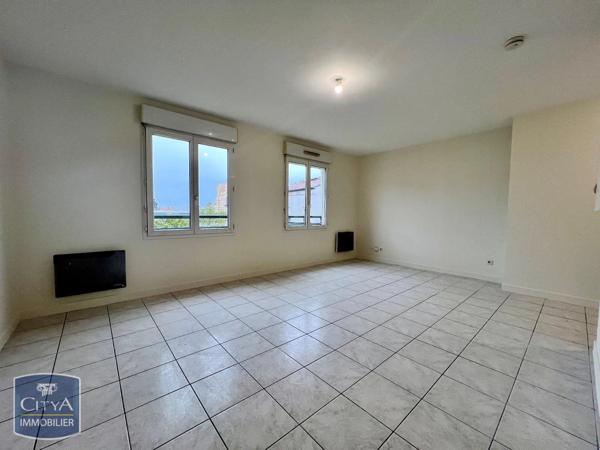 Appartement à louer 2 pièces 47.59m² Lyon 7e Arrondissement (69007)