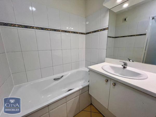 Appartement à louer 2 pièces 47.59m² Lyon 7e Arrondissement (69007)