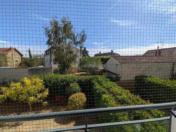 Vente                                                      Appartement
                        
                     3 pièces                      65 m2                     à Gournay-sur-Marne