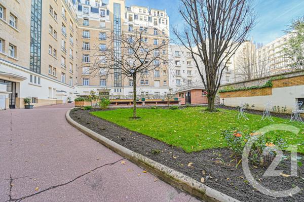 Appartement F2 à vendre  2 pièces - 34,62 m2 PARIS - 75016