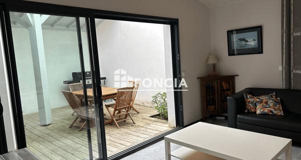 À vendre Maison 7 pièces 187 m² - Loix 17111