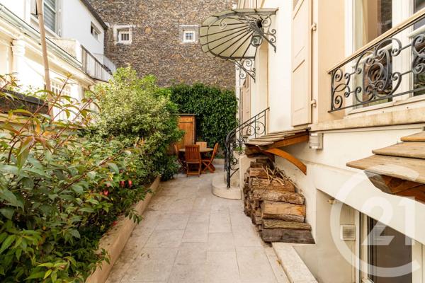 Maison à vendre  8 pièces - 182,60 m 2   VINCENNES  - 94