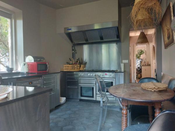 QUARTIER SAINT MICHEL. Appartement à vendre 4 pièces MONTAUBAN (82) avec dépendance aménageable et jardin cloturé.