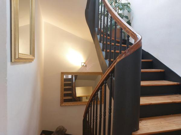 QUARTIER SAINT MICHEL. Appartement à vendre 4 pièces MONTAUBAN (82) avec dépendance aménageable et jardin cloturé.