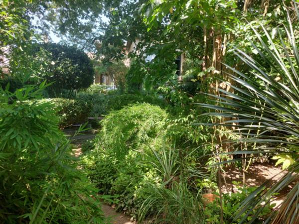 QUARTIER SAINT MICHEL. Appartement à vendre 4 pièces MONTAUBAN (82) avec dépendance aménageable et jardin cloturé.