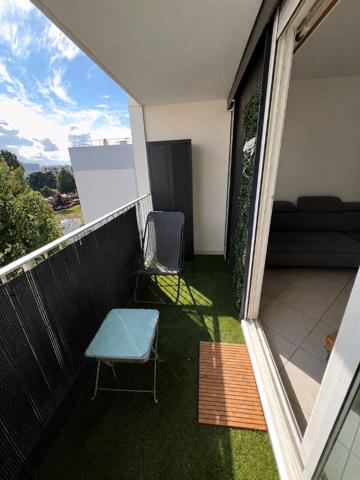 APPARTEMENT T3 ENTIÈREMENT RÉNOVÉ AVEC ASCENSEUR ET CAVE Laval APPARTEMENT T3 ENTIÈREMENT RÉNOVÉ AVEC ASCENSEUR ET CAVE Laval