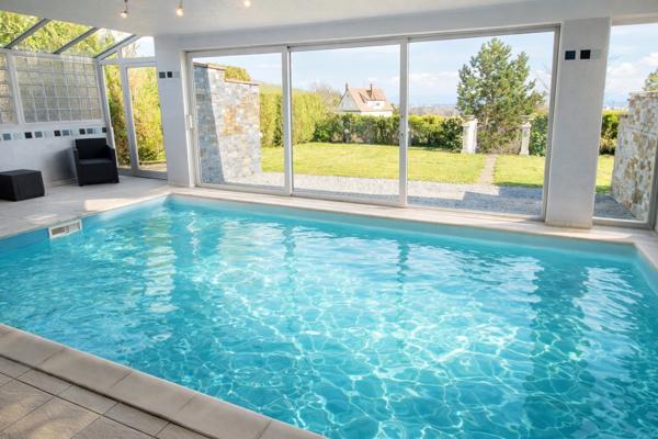 Maison - 11 pièces - 380 m² - PRESTIGE