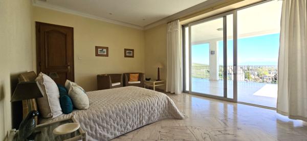 Maison - 11 pièces - 380 m² - PRESTIGE