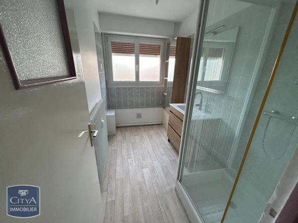 Appartement à louer 3 pièces 68.14m² Châlons-en-Champagne (51000)