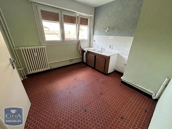 Appartement à louer 3 pièces 68.14m² Châlons-en-Champagne (51000)