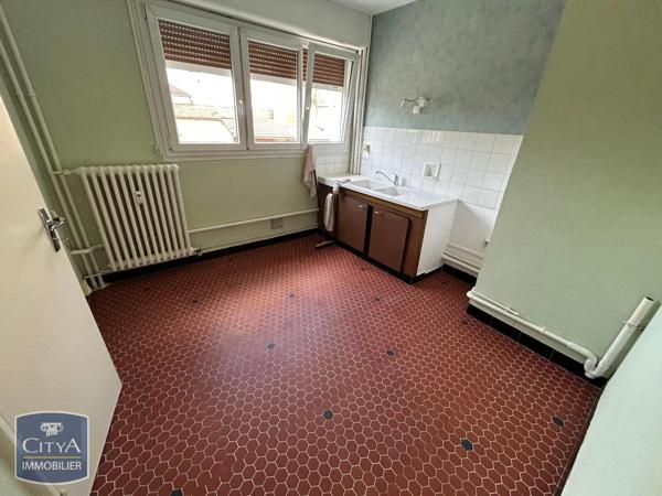 Appartement à louer 3 pièces 68.14m² Châlons-en-Champagne (51000)
