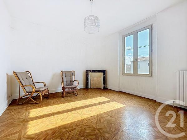 Maison à vendre  4 pièces - 97,52 m 2   PERIGUEUX  - 24