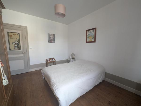 "LA MAISON BELLEVUE" :   volumes, confort et dépendances pour un équilibre parfait.