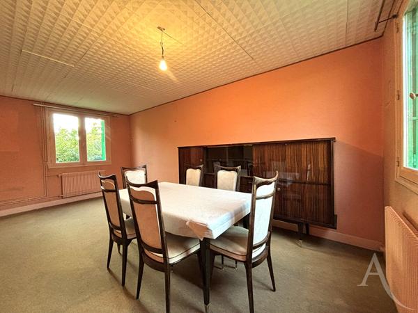 Maison 3 chambres avec garage avec travaux - Bourges