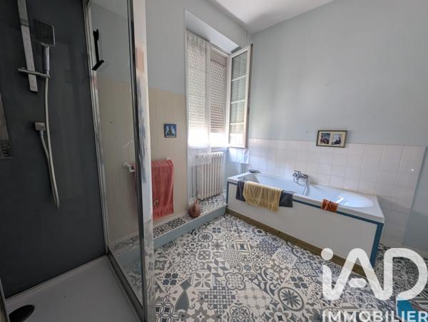 Maison à vendre 9 pièces 250 m² Saujon