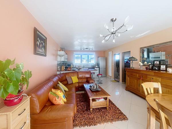 Maison familiale parfaitement entretenue à vendre au coeur des Ponts de Cé  - 3 chambres - Garage - Proche des commodités à pieds