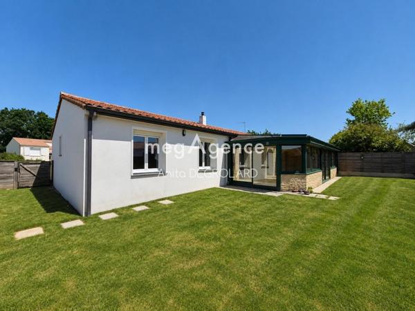 Maison à LA ROCHE-SUR-YON, 85000 - 6 pièces 162m²