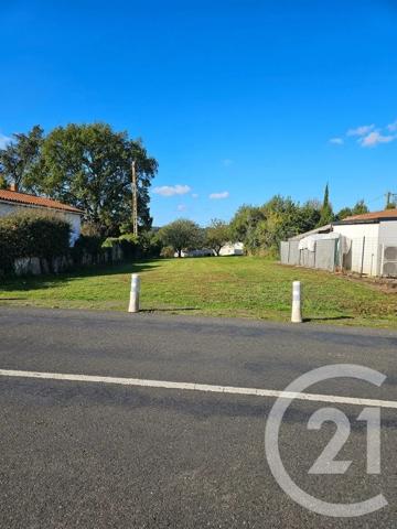 Terrain à vendre  673 m 2   OREE D ANJOU  - 49