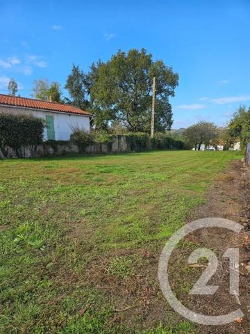Terrain à vendre  673 m 2   OREE D ANJOU  - 49