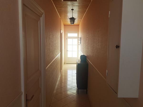 Maison de plain-pied avec jardin , faubourg proche centre-ville