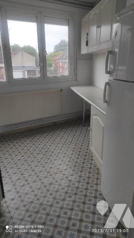 LAMBERSART APPARTEMENT Type 2 de 62 m², AU CACHET  PRESERVE (avec cave)