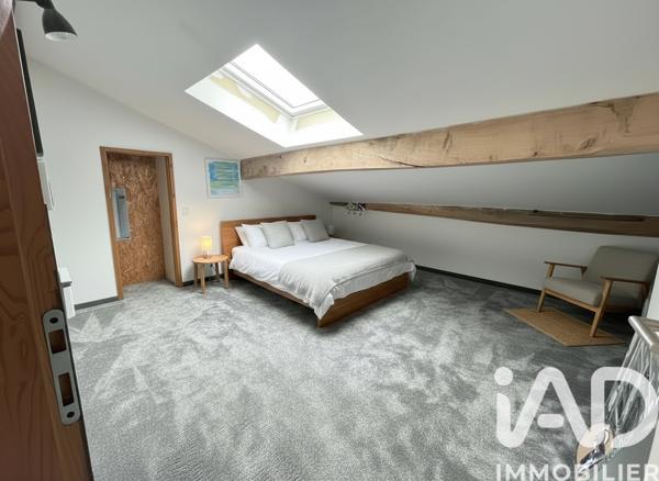 Maison à vendre 5 pièces 129 m² Saint-Genès-de-Lombaud