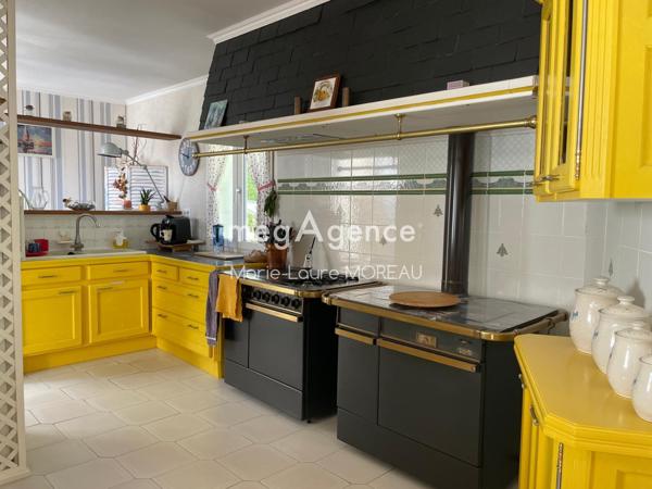 Maison à SAINT-PIERRE-D'OLERON, 17310 - 6 pièces 213m²